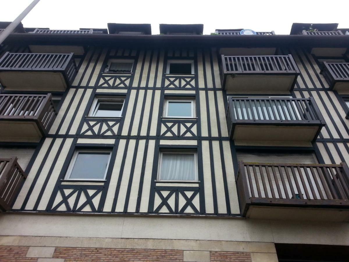 Chez Coco, 7 Persons, Triangle D'Or, Hypercentre Apartment โดวีลล์ ภายนอก รูปภาพ